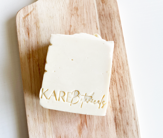 Cabin Fever Soap Bar for every skin type. Masculine scented hand and body soap. Notes of cedar wood and eucalyptus. Vegan, natural, non toxic soap bar. 